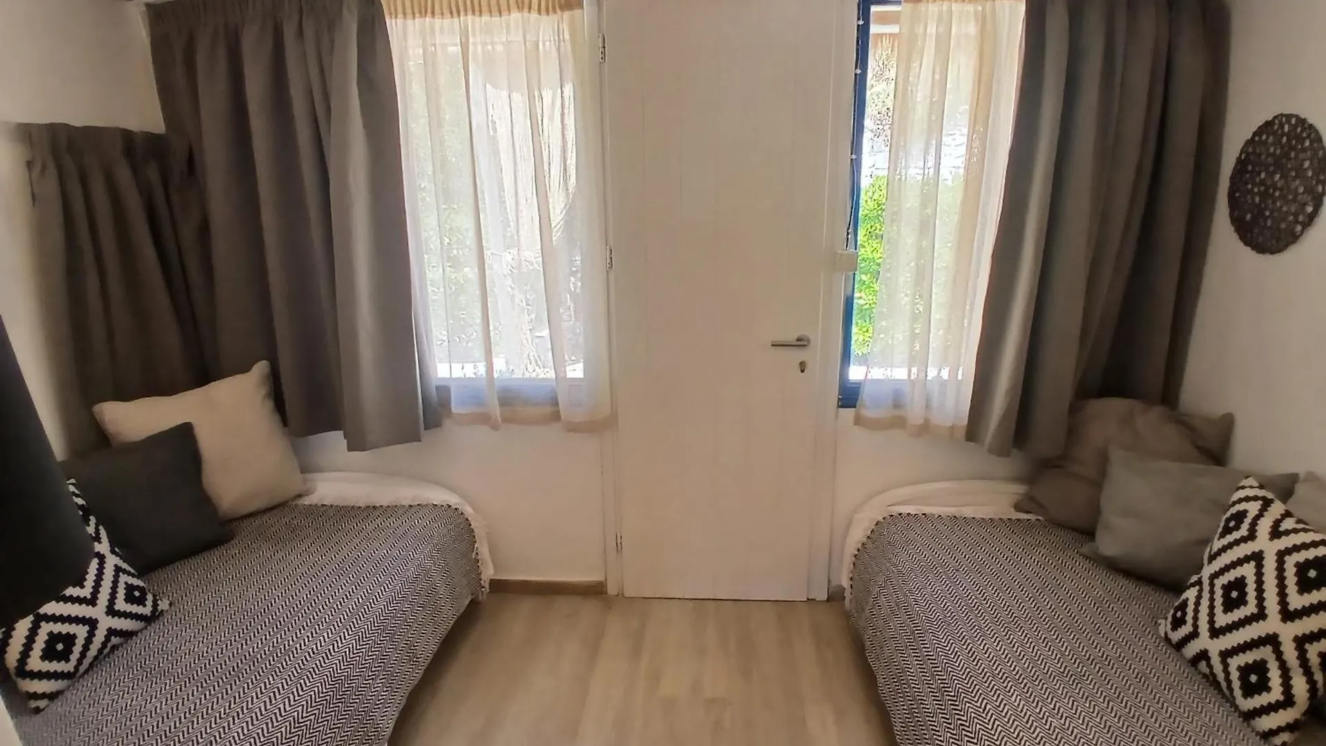Apartahotel Sea Side Studios&Houses Playa Playa Kalo Livadi